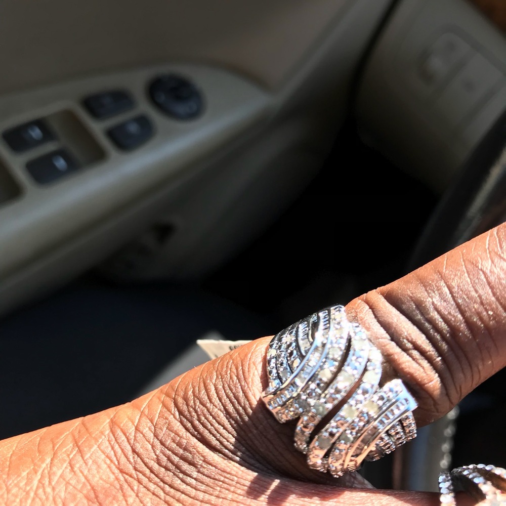 Diamond ring sz 7